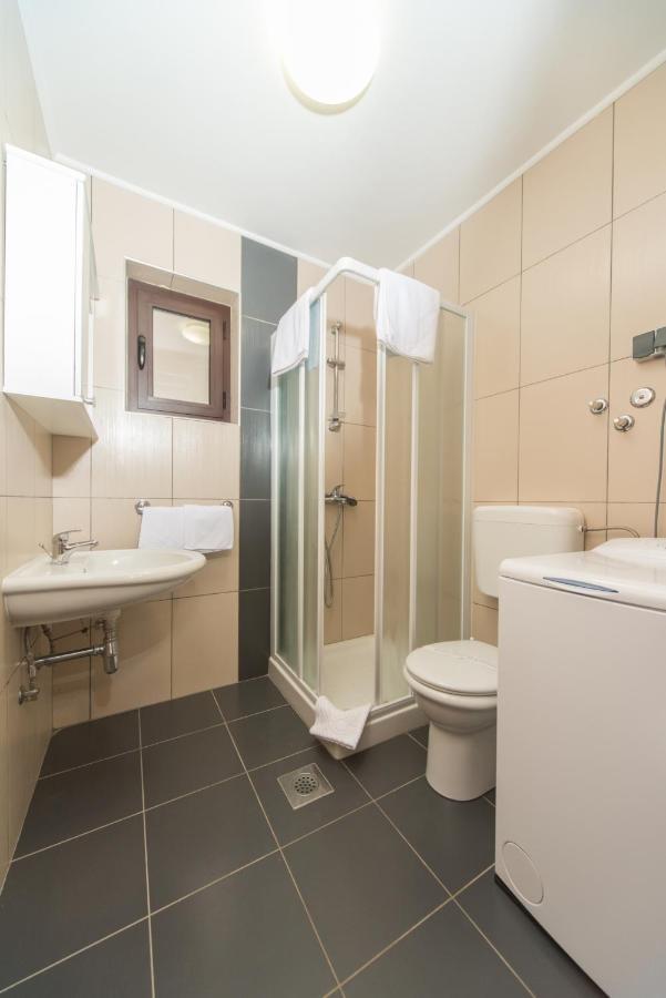 Holiday Apartment 50M From The Beach Pjescana Uvala Εξωτερικό φωτογραφία