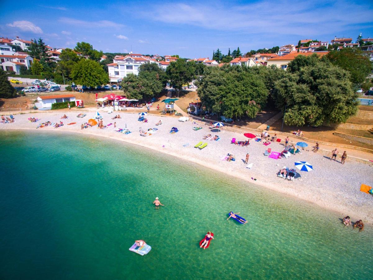 Holiday Apartment 50M From The Beach Pjescana Uvala Εξωτερικό φωτογραφία