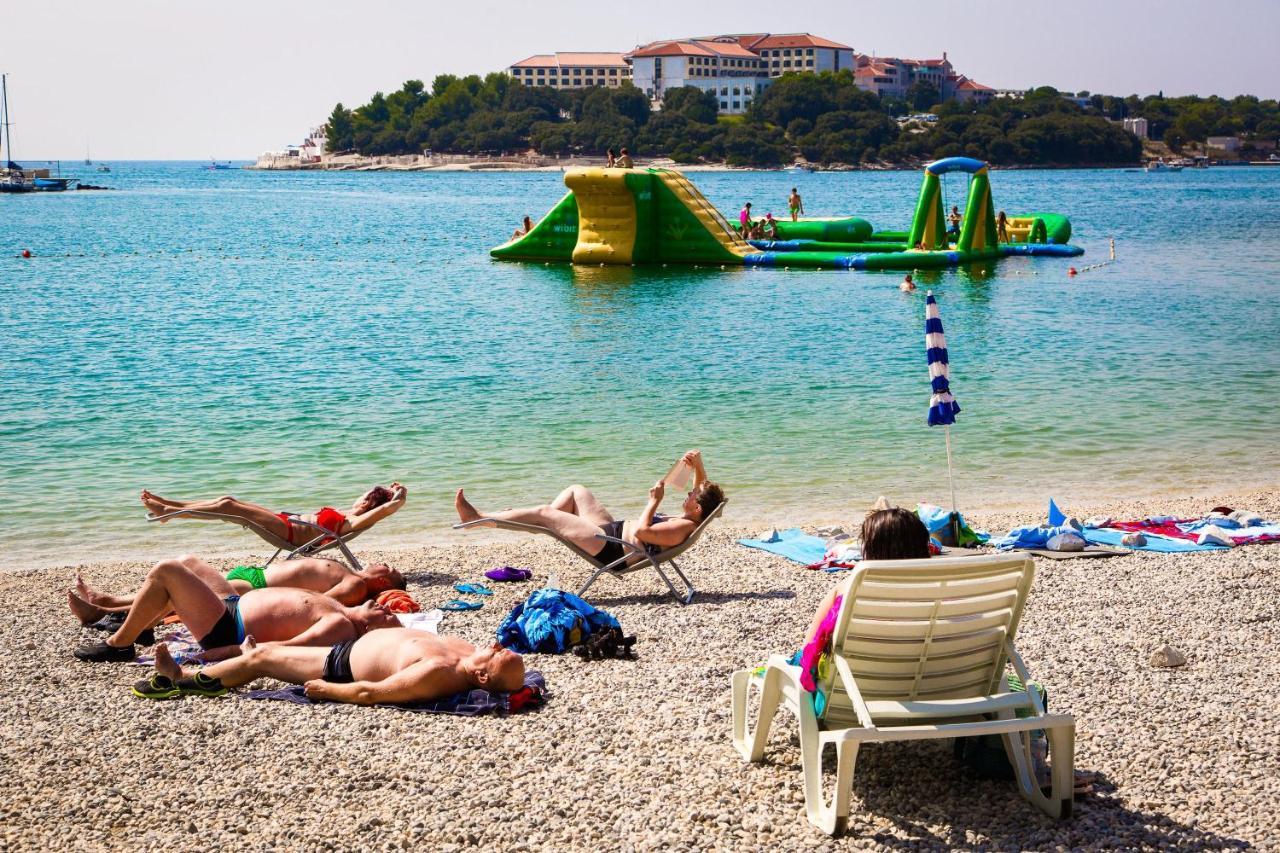 Holiday Apartment 50M From The Beach Pjescana Uvala Εξωτερικό φωτογραφία