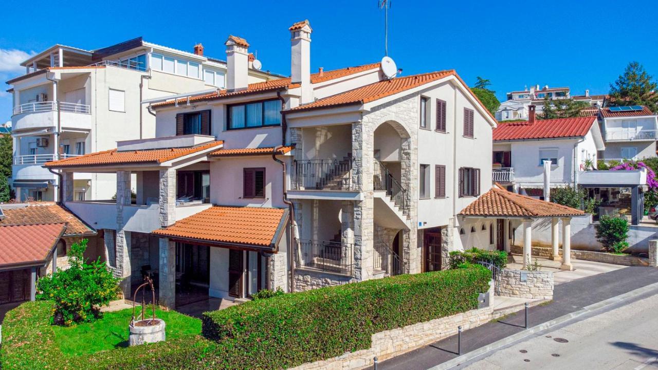 Holiday Apartment 50M From The Beach Pjescana Uvala Εξωτερικό φωτογραφία